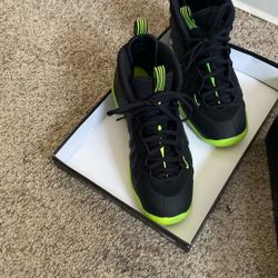 NIKE AIR FOAMPOSITE 2025 