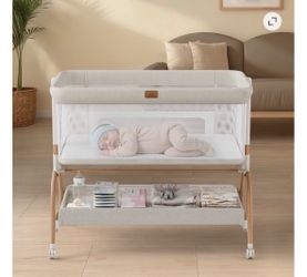 Bassinet bedside baby