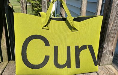 Curves Knit Tote Bag