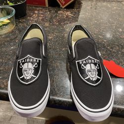 Custom Raiders Vans Mens Size 11 