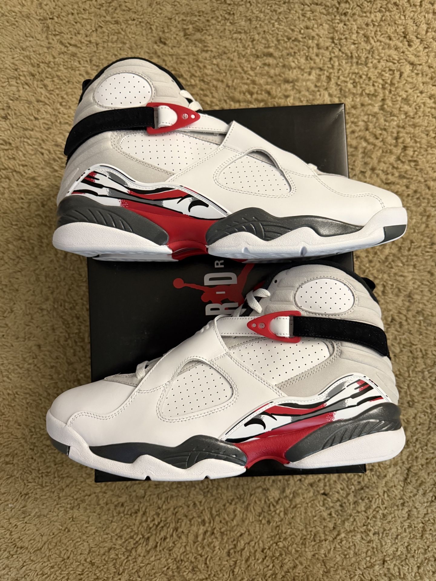 Size 12 (Brand New With Box) - 2025 Air Jordan 8 Bugs Bunny 