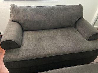 2 couches & 1 ottoman