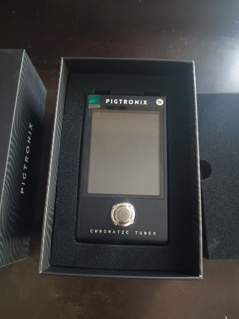 Pigtronix 2nr Chromatic Guitar Tuner 