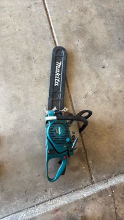 Mikita chain saw