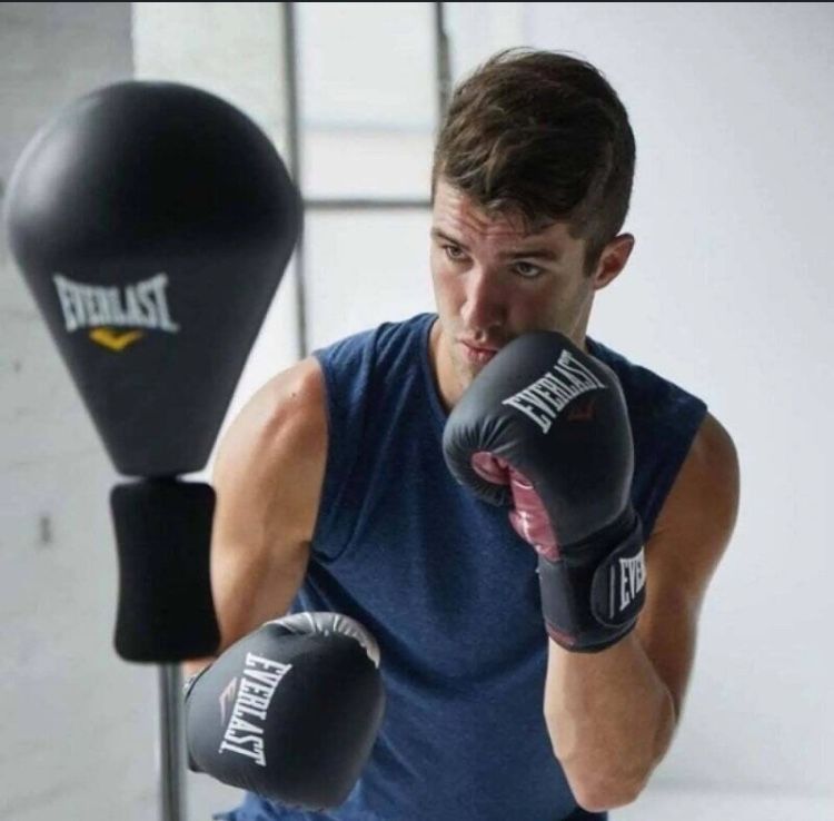 Everlast Adjustable Core Inverted Speed Bag Freestanding Reflex Punching Bag