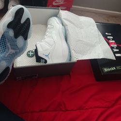 Jordan 11s - Legend Blue