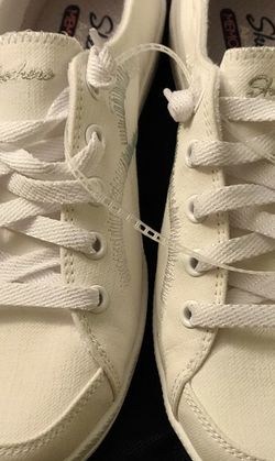 Skechers Womens Madison Ave