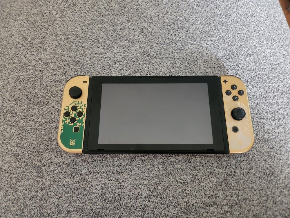 Nintendo Switch V1 With Zelda Totk OEM Joycons