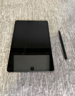 Samsung Galaxy Tab S8 with S Pen