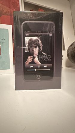 Rare Apple iPod Touch 1st Generation 16GB - John Lennon Edition (Brand New, Sealed) - Collectorās Item