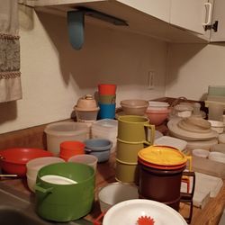 Lots Of Tupperware Kitchen Storage Containers $10 For ALL