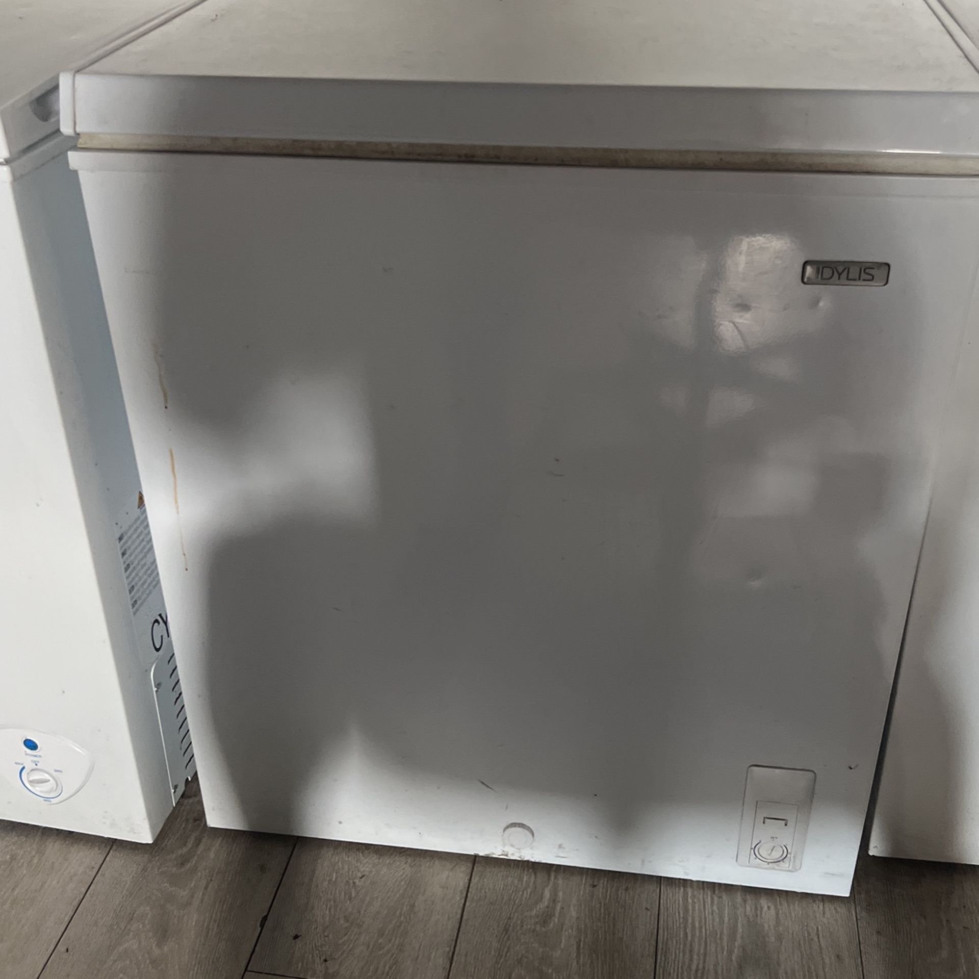 Large Deep Freeze