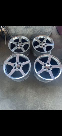 17” in the front 18” in the back
