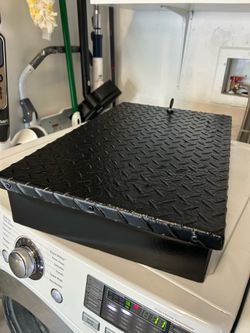 Gobi rooftop toolbox for tools or weapon