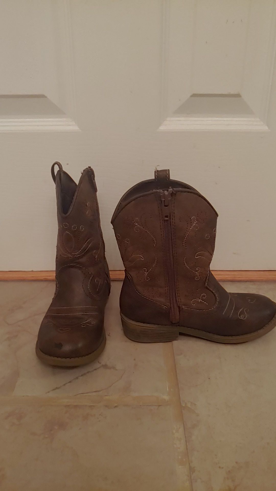 Toddler Girl size 11 Classic Brown Cowboy Boot
