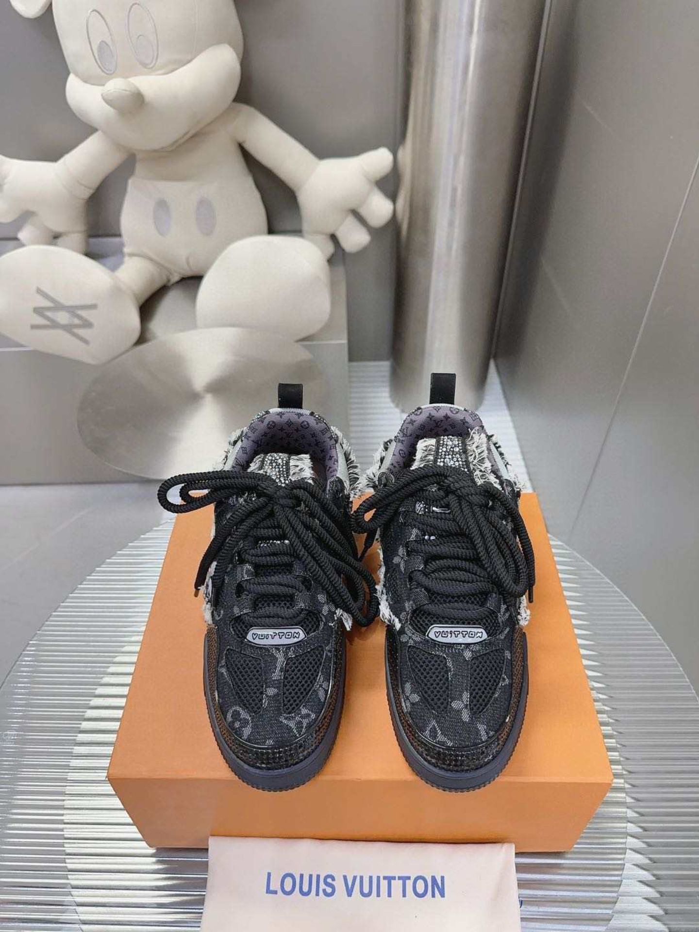Louis Vuitton Skate Trainer Black Swarovski Monogran