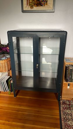 Display/Curio Cabinet