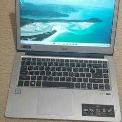 LAPTOP ACER SWIFT 13" GAMING CAPABLE I5 SSD & Charger Working Fine