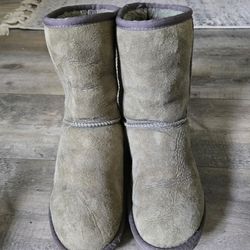 Ugg Boots Size 7