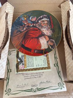 Vintage collector plates-with Certificate of Authenticity