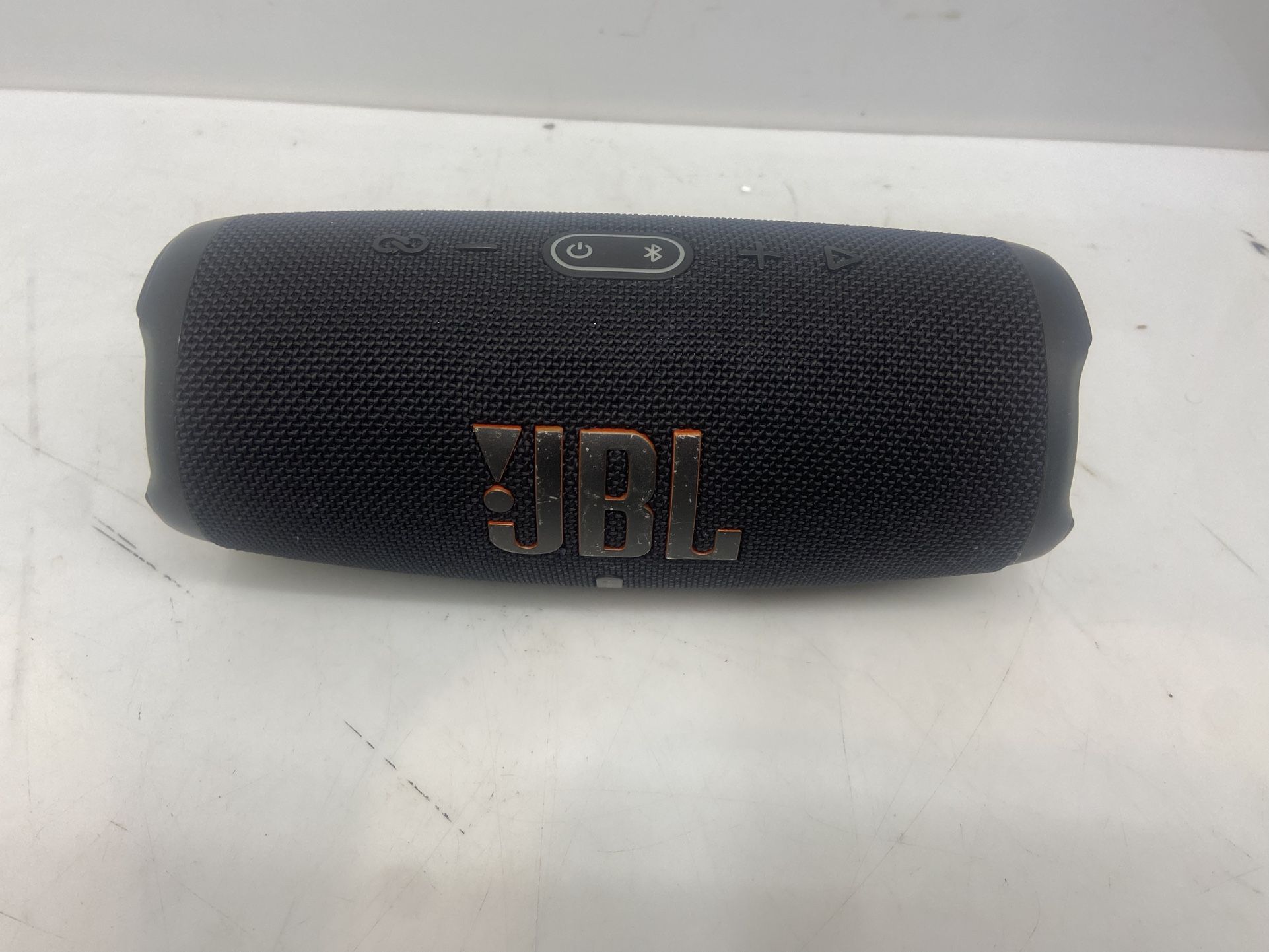 JBL Charge 5 - Portable Waterproof Speaker with Powerbank - Black