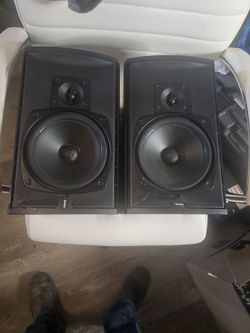 Boston Bookshelf Speakers