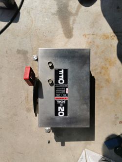 30 Amp GE Heavy Duty Safety Switch