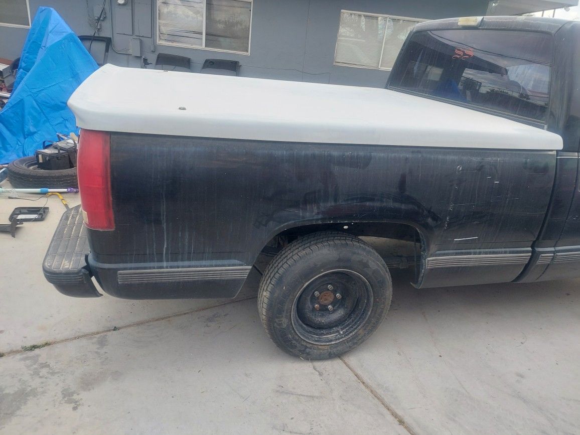 88-98 Chevy Tonneau Cover