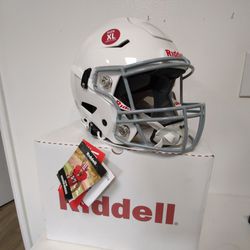 Riddell SpeedFlex Varsity Youth Helmet

 Size XL