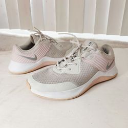 Nike City Trainer 2 Women's Shoes - Pink/White size W 9.5