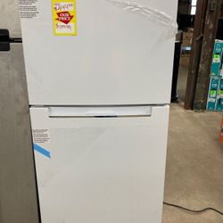 Magic chef refrigerator HMDRWE ASZ4