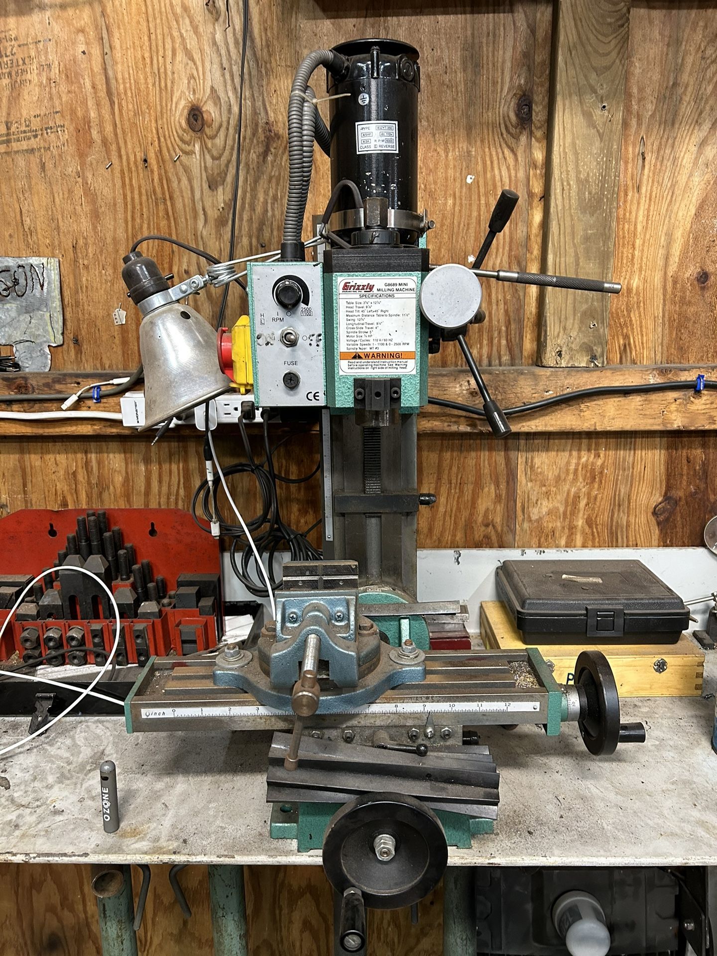 Grizzly Mini Milling Machine