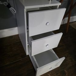 Manicure Table 