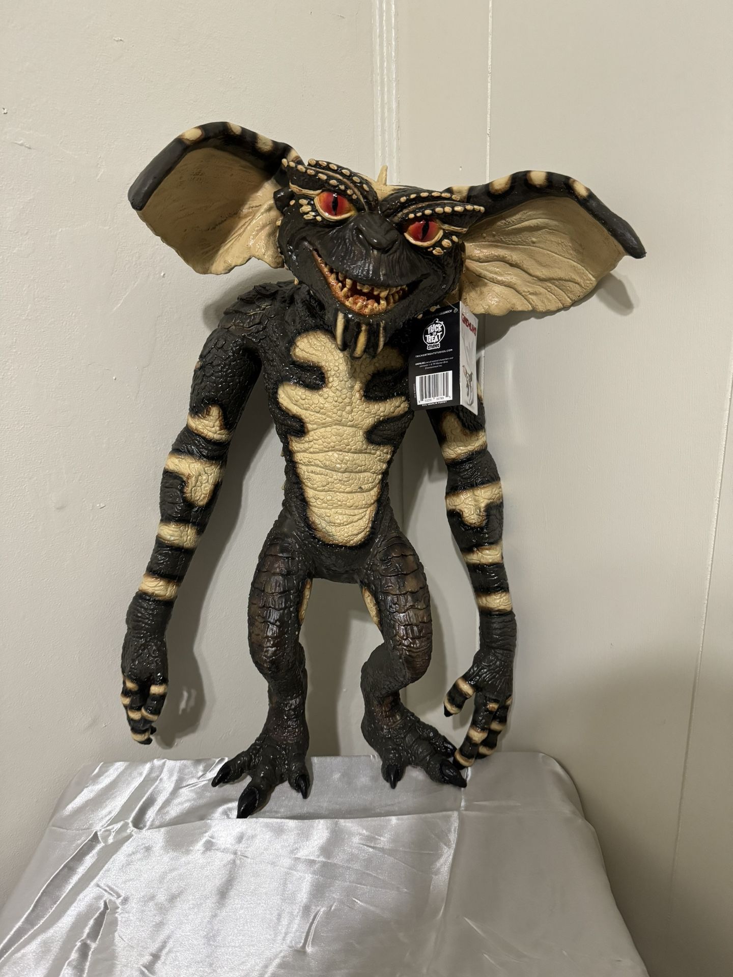 Gremlins Evil Gremlin Puppet Prop Replica