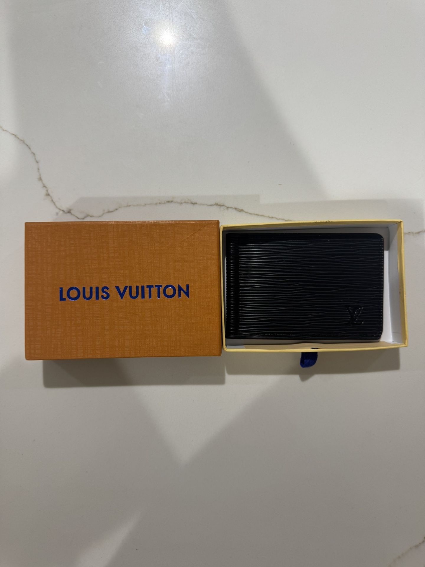 Louis Vuitton Wallet “Epi Wallet”
