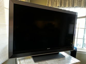 Sony Bravia 50inch model KDL-52W3000