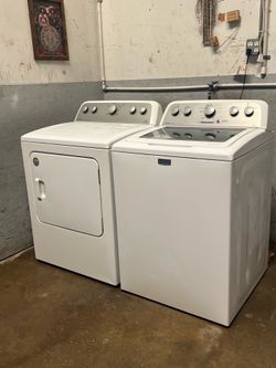 MAYTAG WASHER AND ELECTRIC DRYER