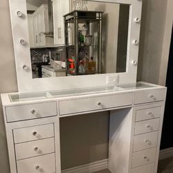 Makeup Vanity Set 