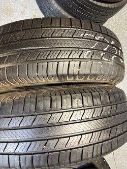 225/65R17 Michelin