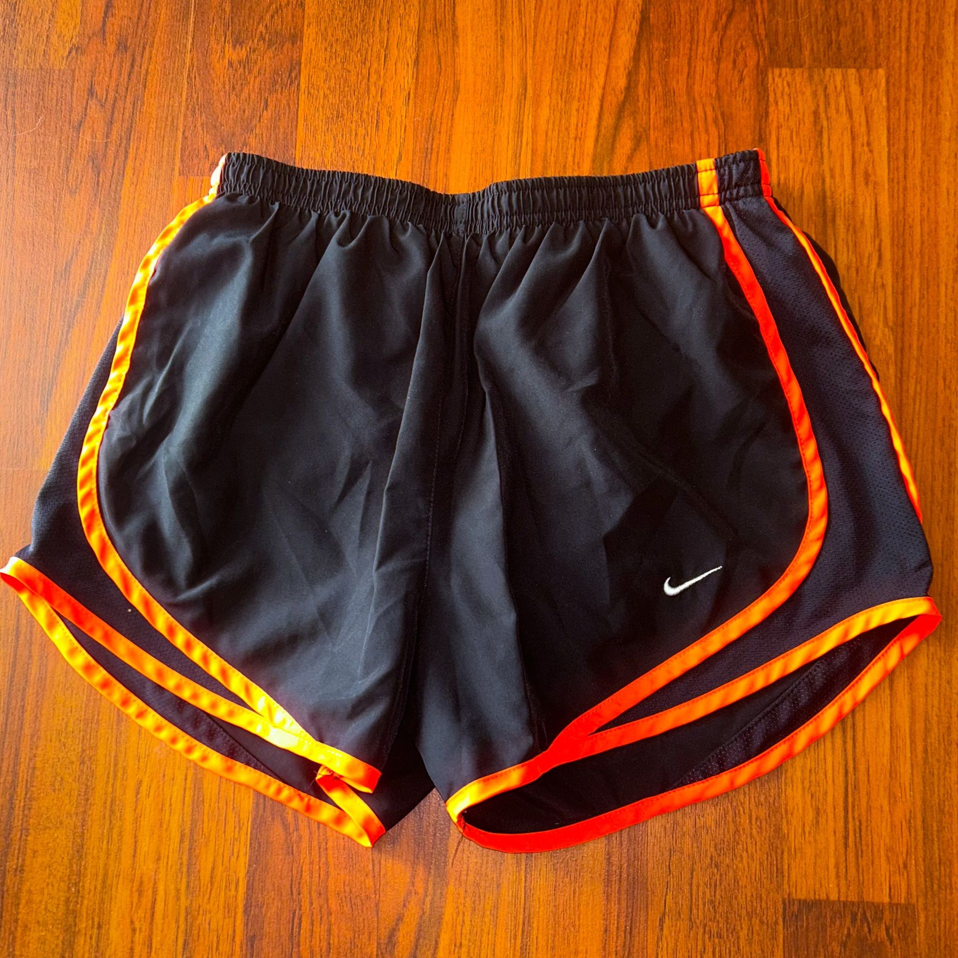 Nike Women's Black /Orange Lined Running Shorts Size Small