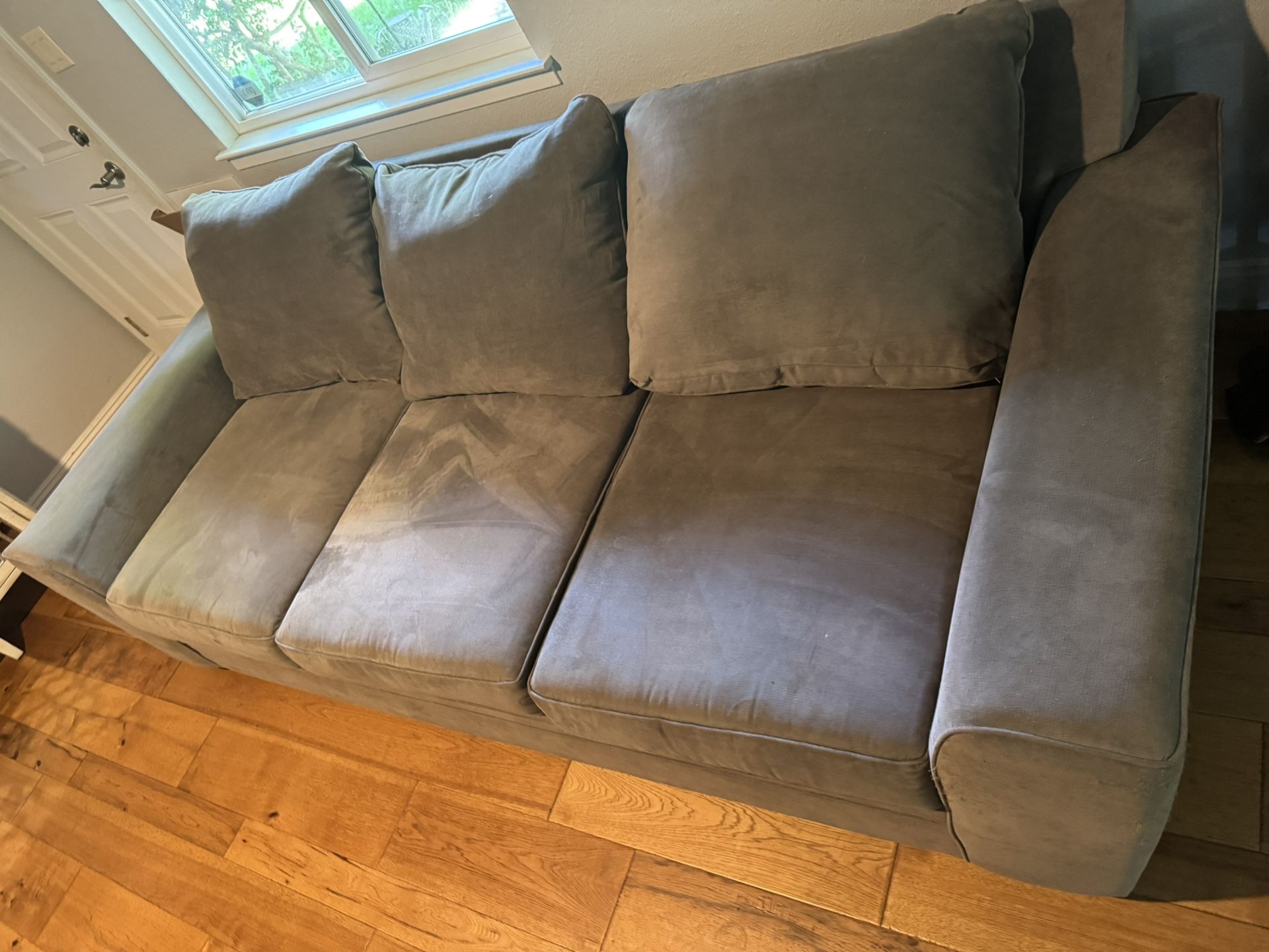  Couches