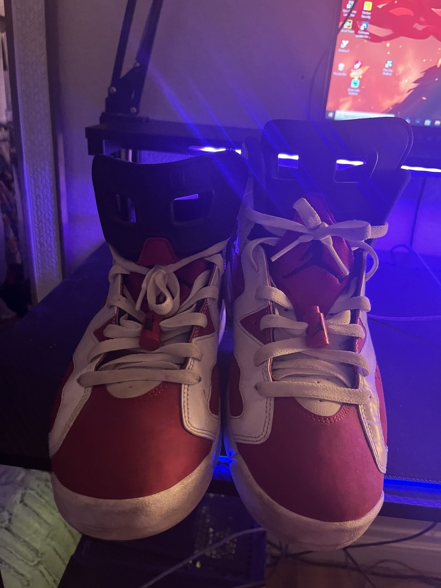 Jordan 6 Carmines