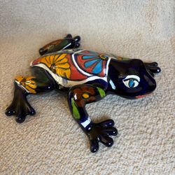 Colorful, ceramic frog decor