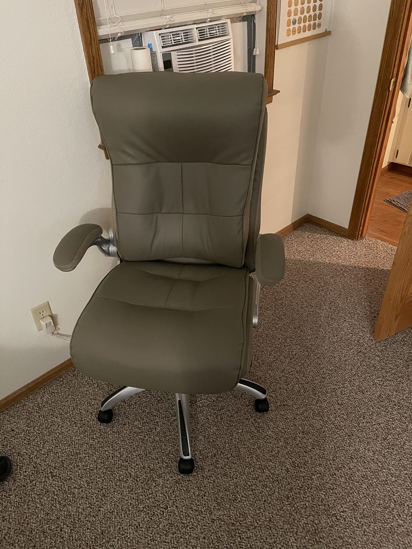 Realspace 2024 ampresso chair