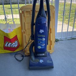 Dirt Devil Vacuum $20