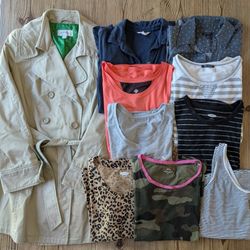 10 Piece Ladies Medium Clothing Lot 