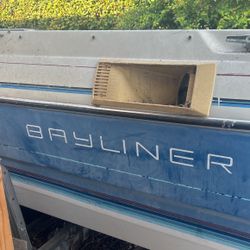 1996 Bayliner Capri 5.0
