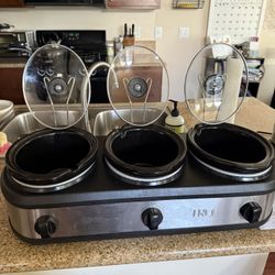 TRU Triple Buffet Server, Three 2-1/2-Quart Removable Inserts