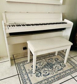 Korg LP-180 Digital Piano (White) + Storage Bench – Excellent Condition – $425