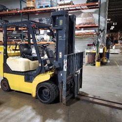 2009 KOMATSU FORKLIFT 10,000 LBS
